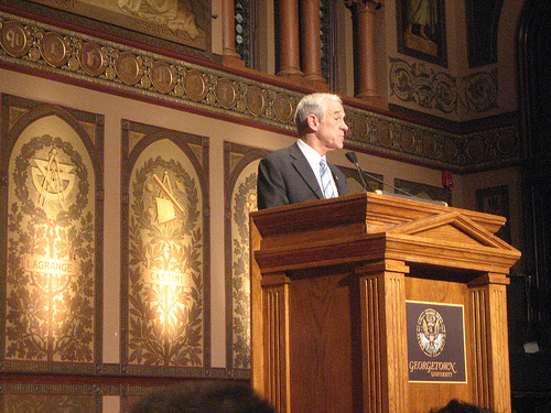 Ron Paul speaking at Georgetown Jesuit University, alma mater of Carroll Quigley and Bill Clinton. 